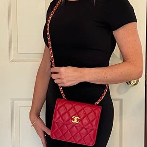 Chanel Crossbody handbag Lambskin Red